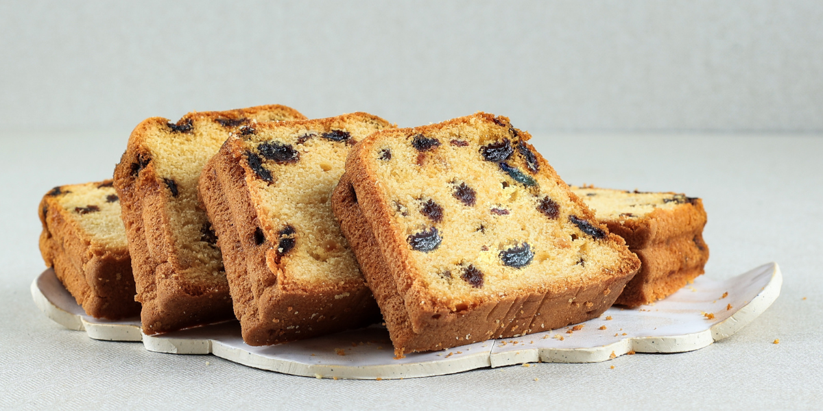 weihnachtsstollen mit Rosinen